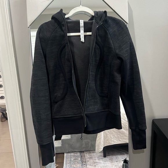 Authentic Lululemon thick, zip up jacket size 8 - Picture 1 of 5